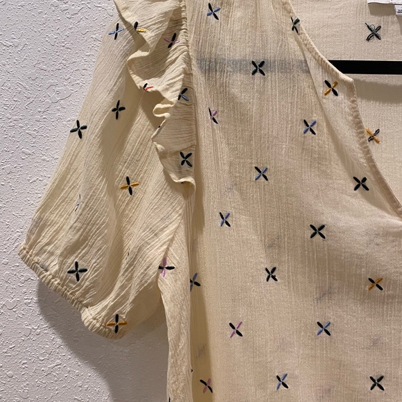 Madewell Embroidered ruffled top size S - Picture 3 of 9